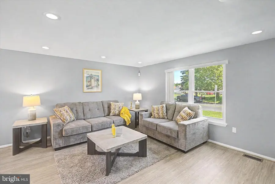 958 Edmund St, Aberdeen, MD 21001 - #3