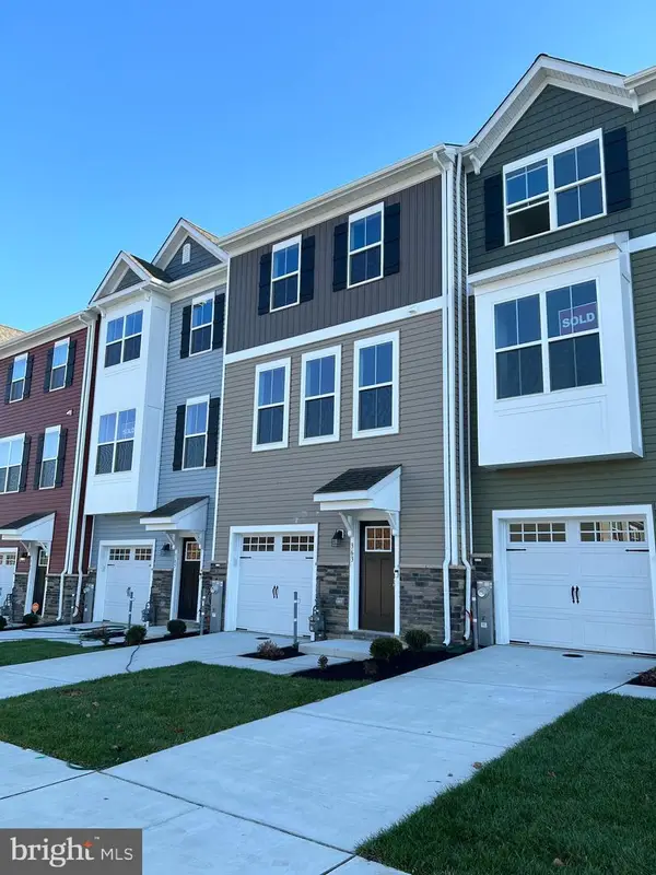 328 Aqua Sq, EDGEWOOD, MD 21040