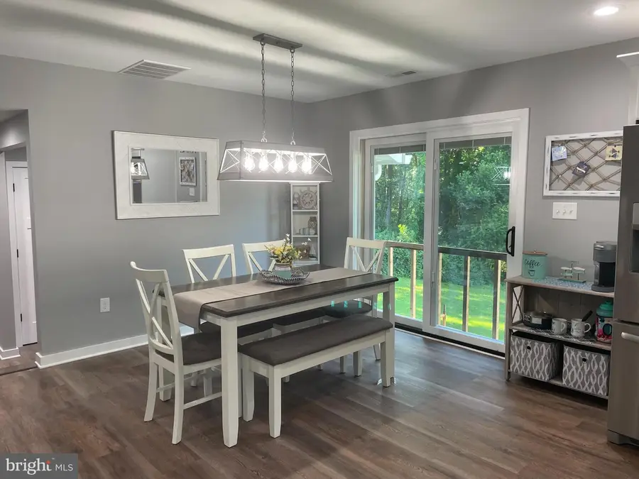 102 Arbutus Dr, Joppa, MD 21085 - #3