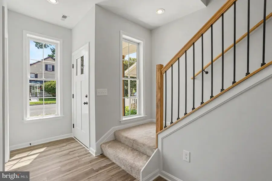 562 Girard St, Havre De Grace, MD 21078 - #3