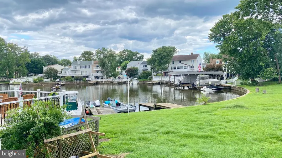 111 Breakwater Ct, Joppa, MD 21085 - #2