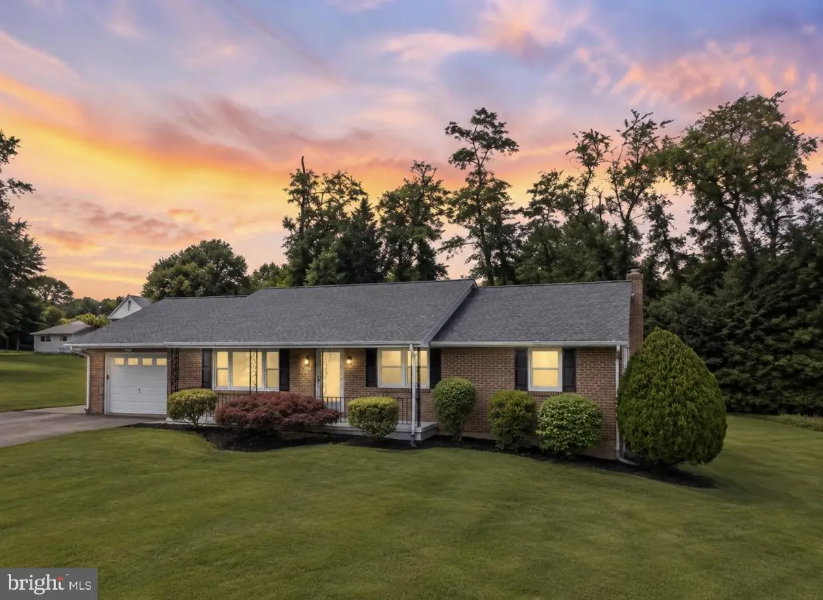 527 Stratford Rd, Fallston, MD 21047 - #1