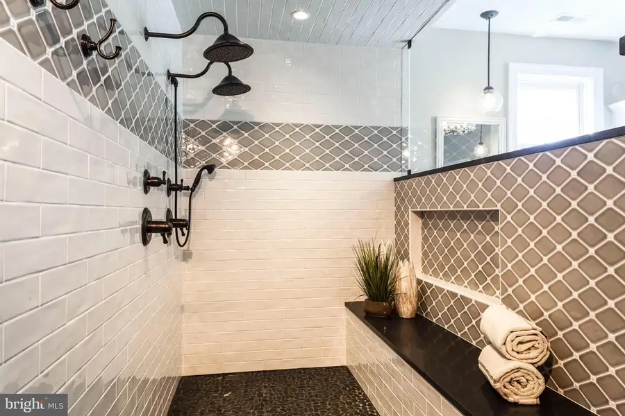 8229 White Pine Ct, Fulton, MD 20759 - Image #3