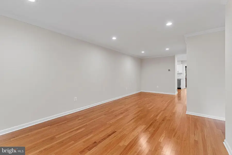 8871 Stonebrook Ln, Columbia, MD 21046 - Image #3