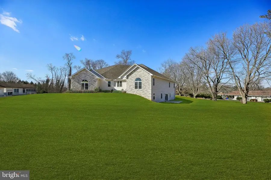 8325 Grove Angle Rd, Ellicott City, MD 21043 - Image #2