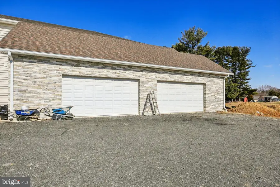 8325 Grove Angle Rd, Ellicott City, MD 21043 - Image #3