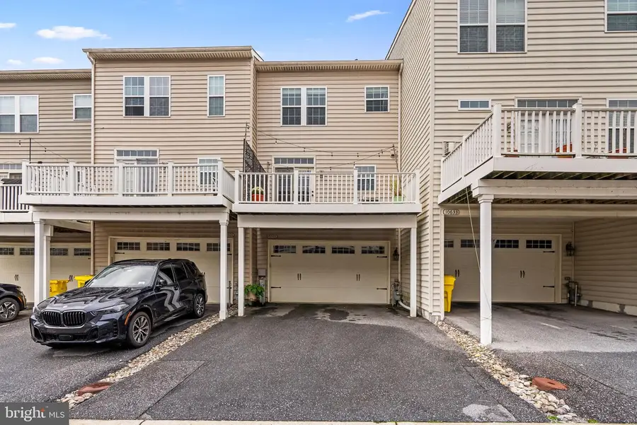 10501 Old Ellicott Cir #62, Ellicott City, MD 21042 - Image #2