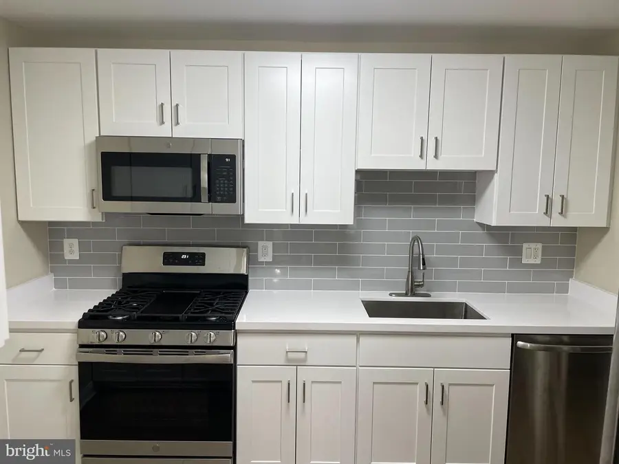 9220 Bridle Path Ln #e, Laurel, MD 20723 - Image #3