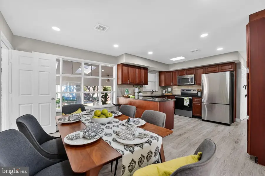 9337 Millbrook Rd, Ellicott City, MD 21042 - Image #3