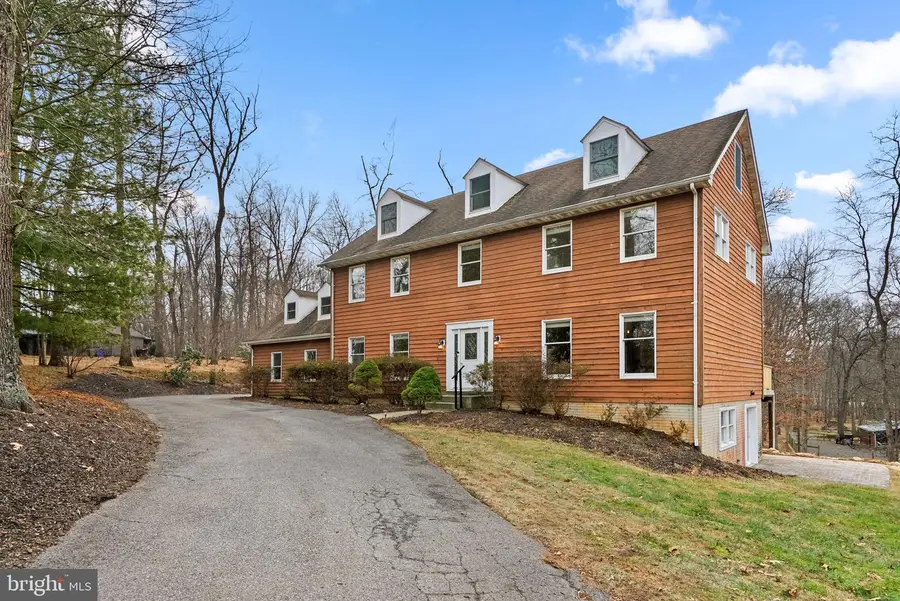 3662 Blackberry Ln, Ellicott City, MD 21042 - Image #3