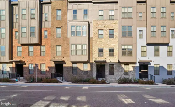 10006-a American Pharoah Ln #111, LAUREL, MD 20723