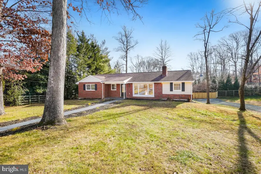 5113 Avoca Ave, Ellicott City, MD 21043 - Image #2