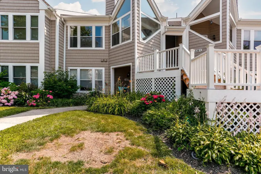 7616 Coachlight Ln #a, Ellicott City, MD 21043 - Image #2