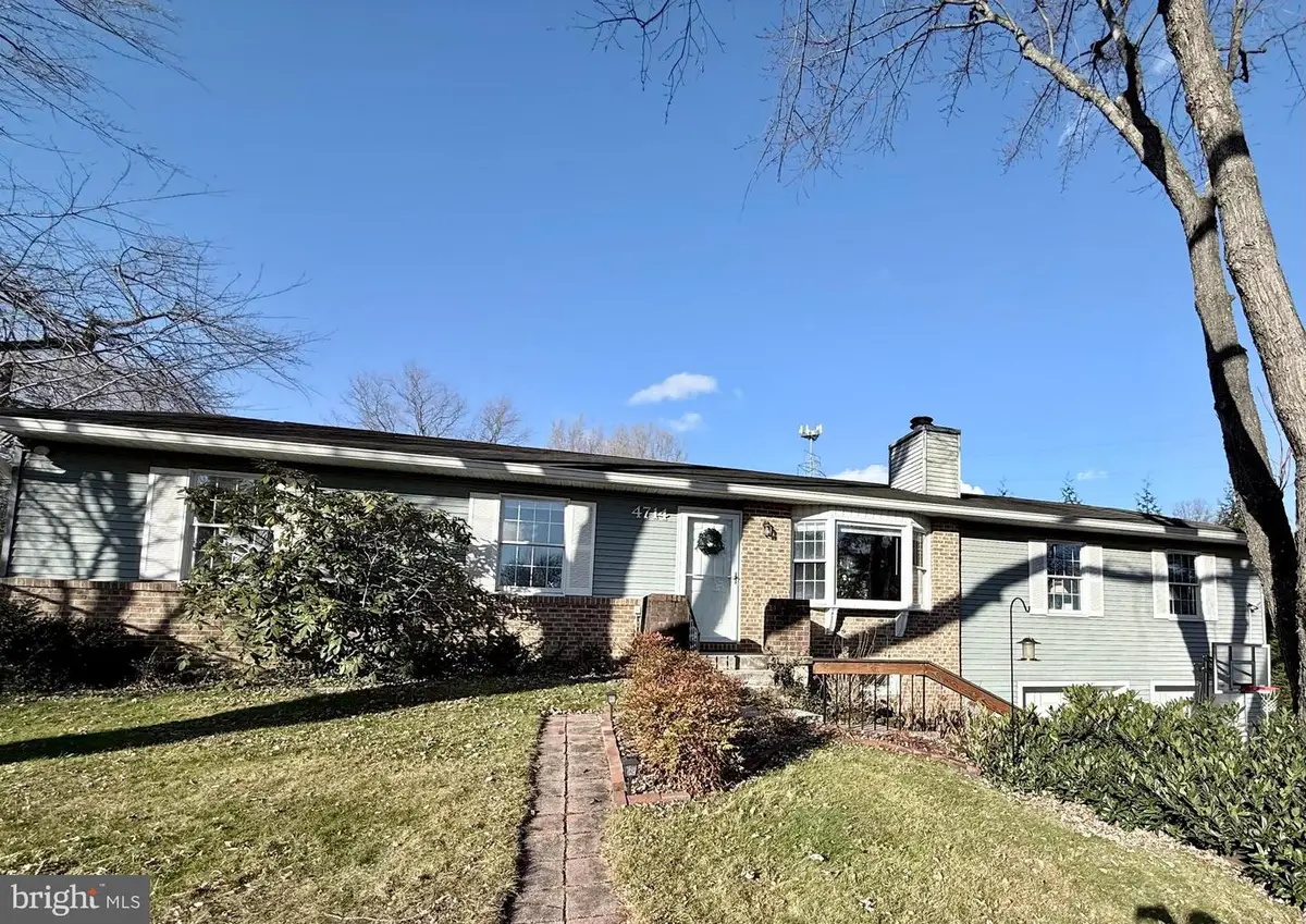 4714 Hale Haven Dr, Ellicott City, MD 21043 - Image #1