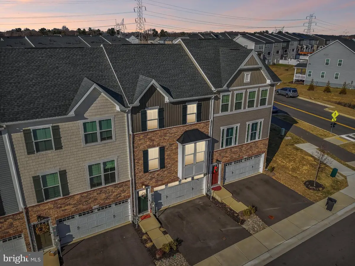 8002 Quail Rise Ln, Laurel, MD 20723 - Image #1