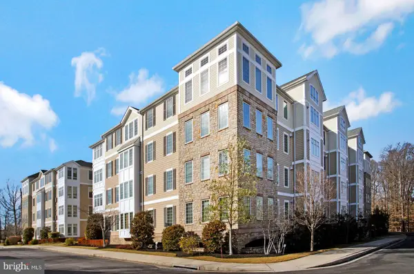 8820 Shining Oceans Way #202, COLUMBIA, MD 21045