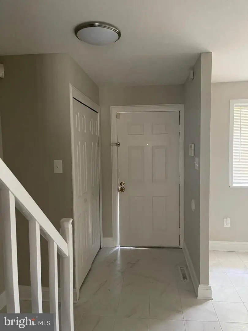 7005 Knighthood Ln, Columbia, MD 21045 - #2