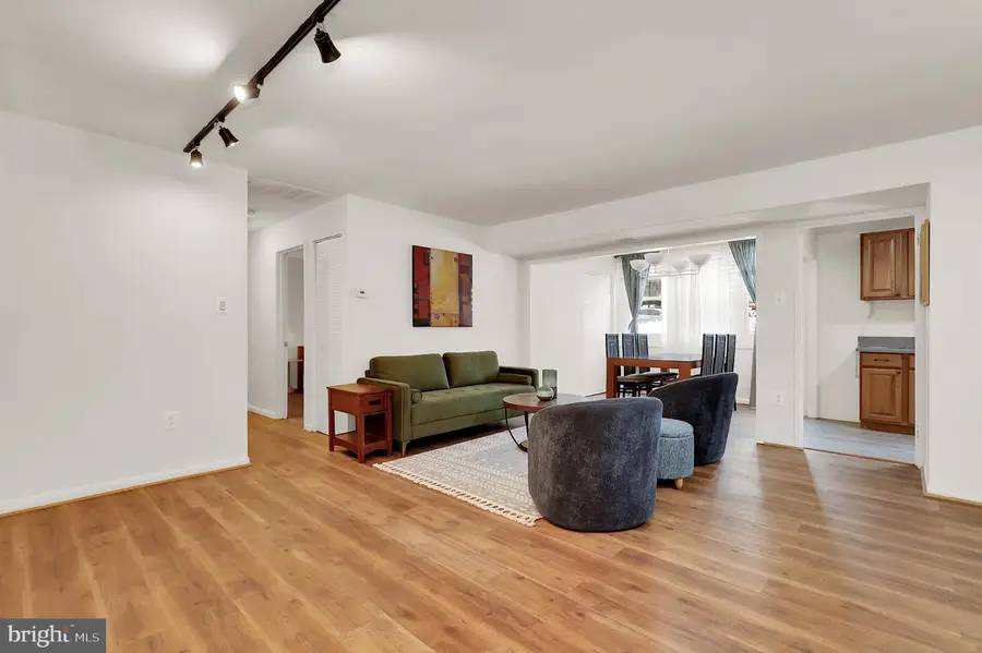 9645 White Acre Rd #a2, Columbia, MD 21045 - Image #3