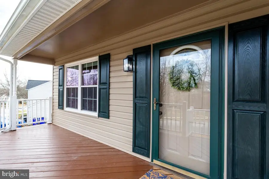 6186 Fairbourne Ct, Hanover, MD 21076 - #2