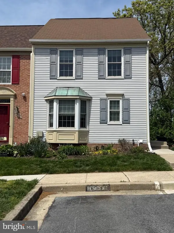 8800 Manahan Dr, ELLICOTT CITY, MD 21043