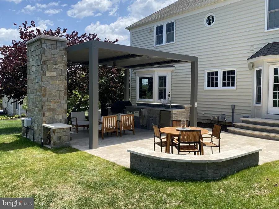 7111 Brookshire Ln, Clarksville, MD 21029 - #2