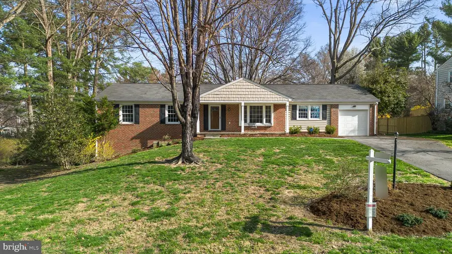 9328 Dunloggin Rd, Ellicott City, MD 21042 - #2