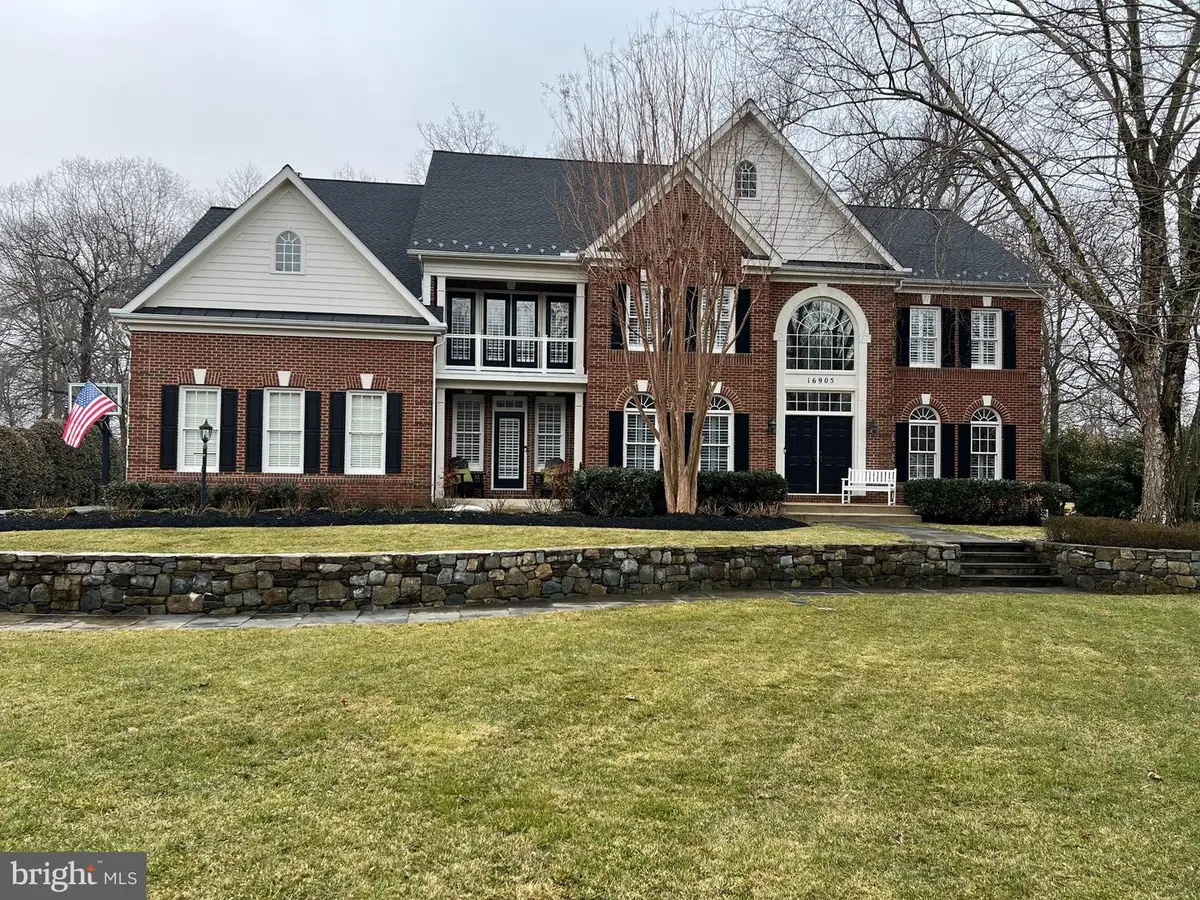 16905 Old Sawmill Rd, Woodbine, MD 21797 - #1