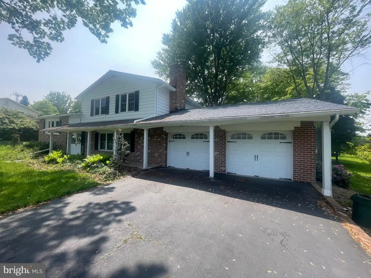 9249 W Stayman Dr, Ellicott City, MD 21042 - #1