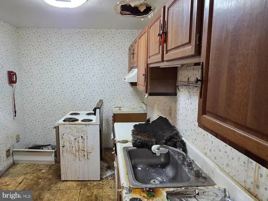 9915 Whiskey Run, Laurel, MD 20723 - #3