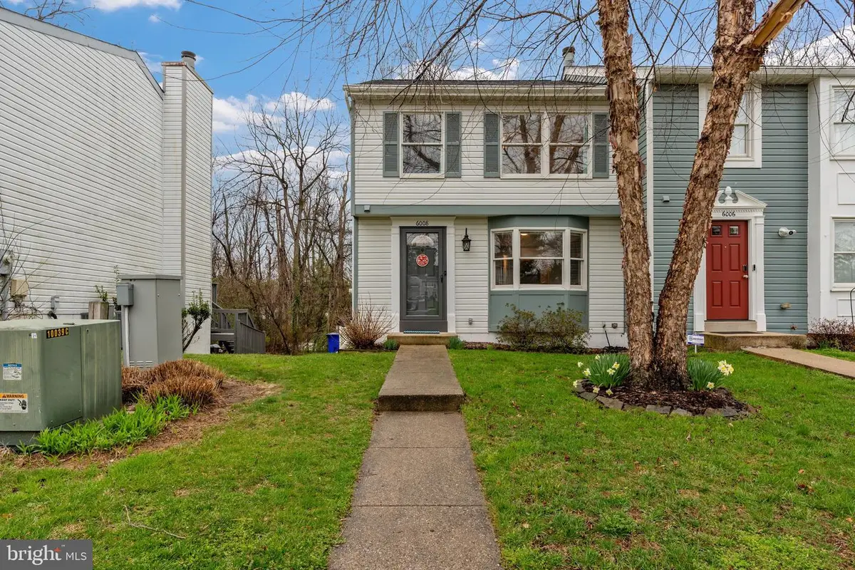 6008 Cedar Wood Dr, Columbia, MD 21044 - #1