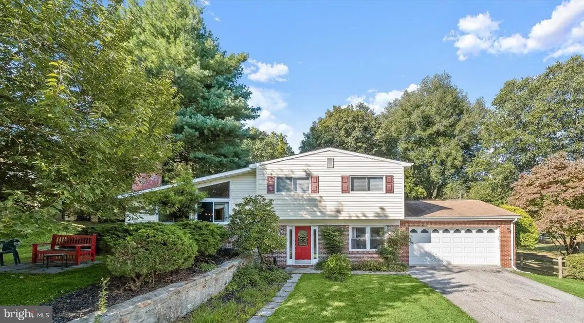 9233 Spring Valley Rd, Ellicott City, MD 21043 - #1