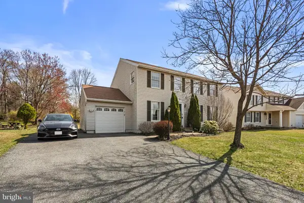 8745 Cardinal Forest Cir, LAUREL, MD 20723