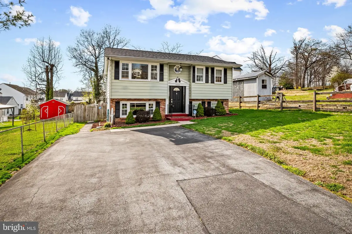 9382 N Laurel Rd, Laurel, MD 20723 - #1