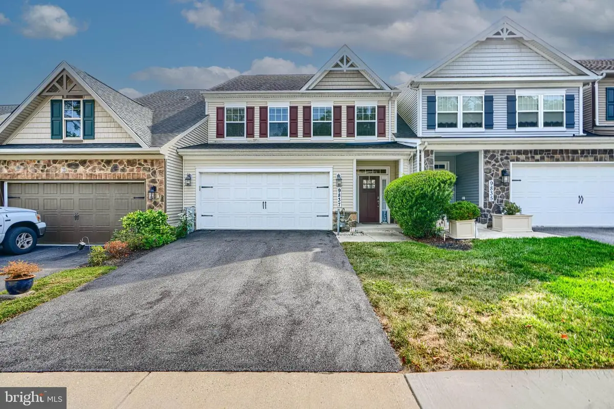 9837 Wilderness Ln, Laurel, MD 20723 - #1