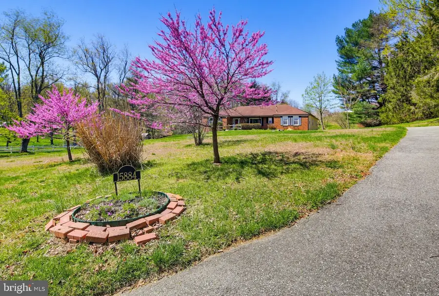 15884 Meadow Walk Rd, Woodbine, MD 21797 - #2