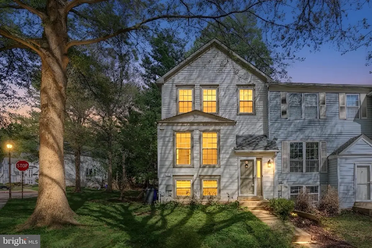 11701 Stonegate Ln, Columbia, MD 21044 - #1