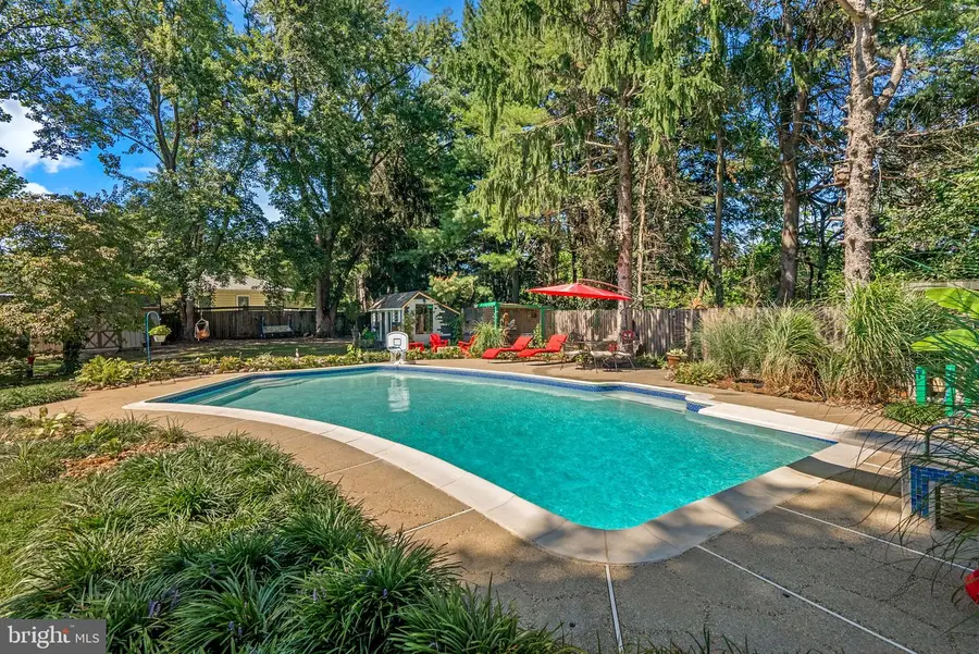 13180 Deanmar Dr, Highland, MD 20777 - #2