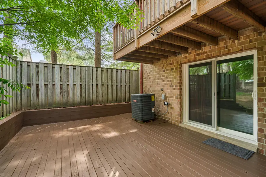 8902 Skyrock Ct, Columbia, MD 21046 - #2