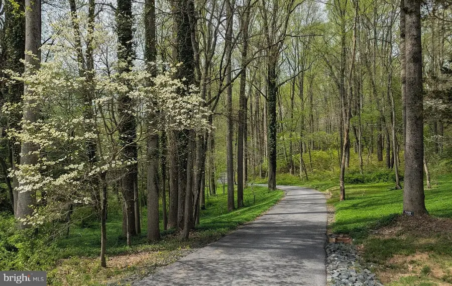 7190 Mink Hollow Rd, Highland, MD 20777 - #2