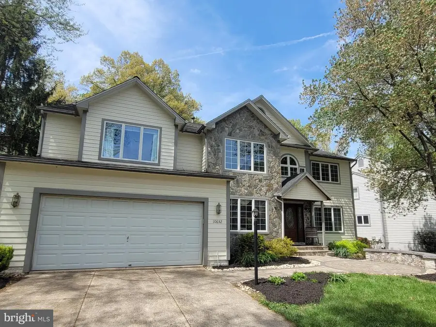 10652 Quarterstaff Rd, Columbia, MD 21044 - #3