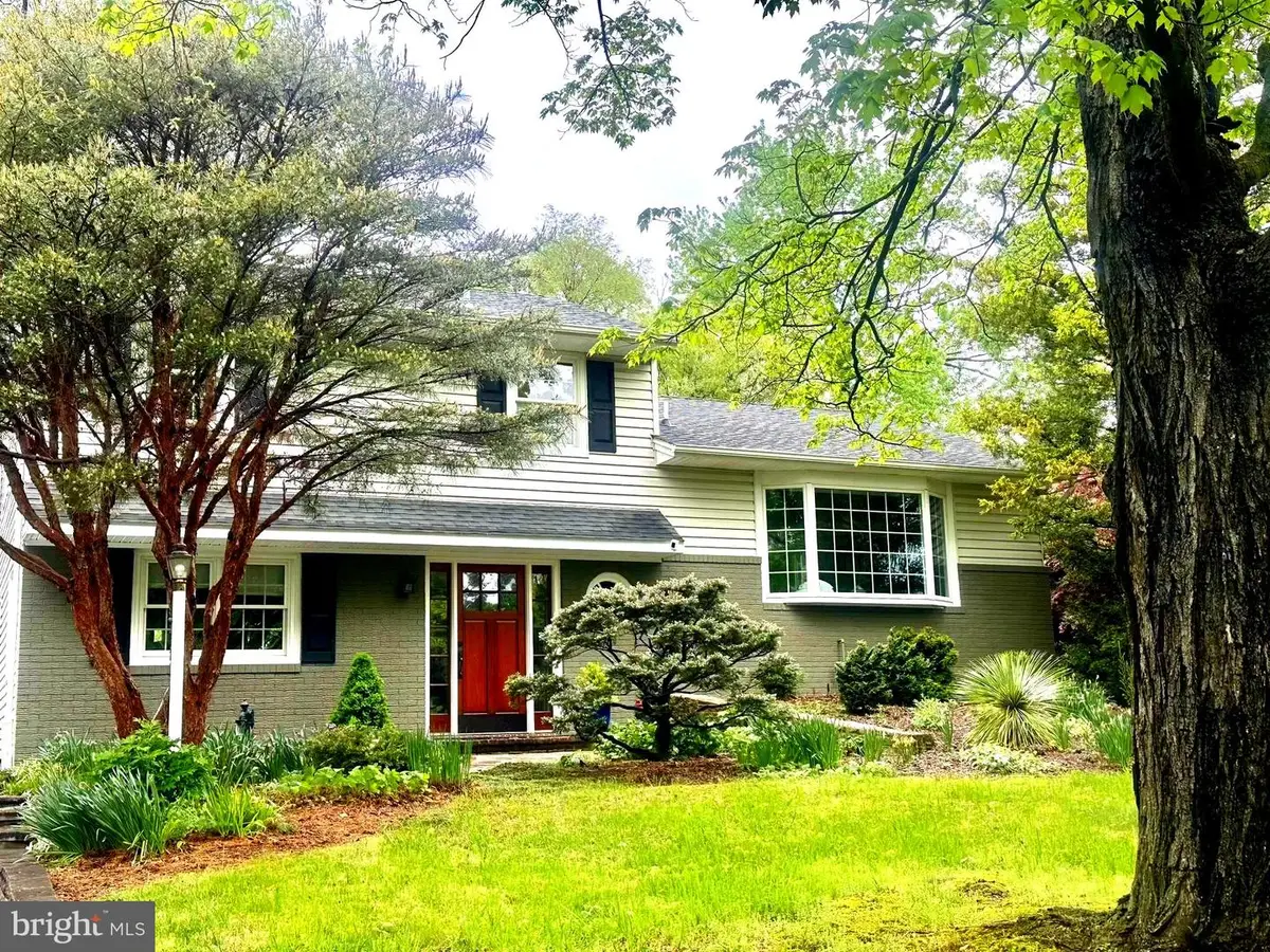 6406 Sunderland Dr, Ellicott City, MD 21043 - #1