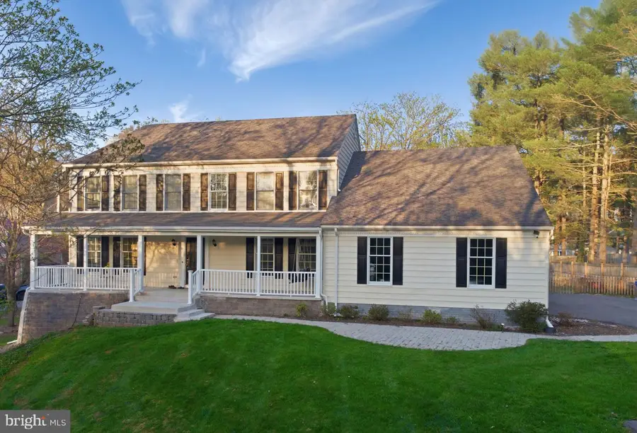 10144 Bracken Dr, Ellicott City, MD 21042 - #3