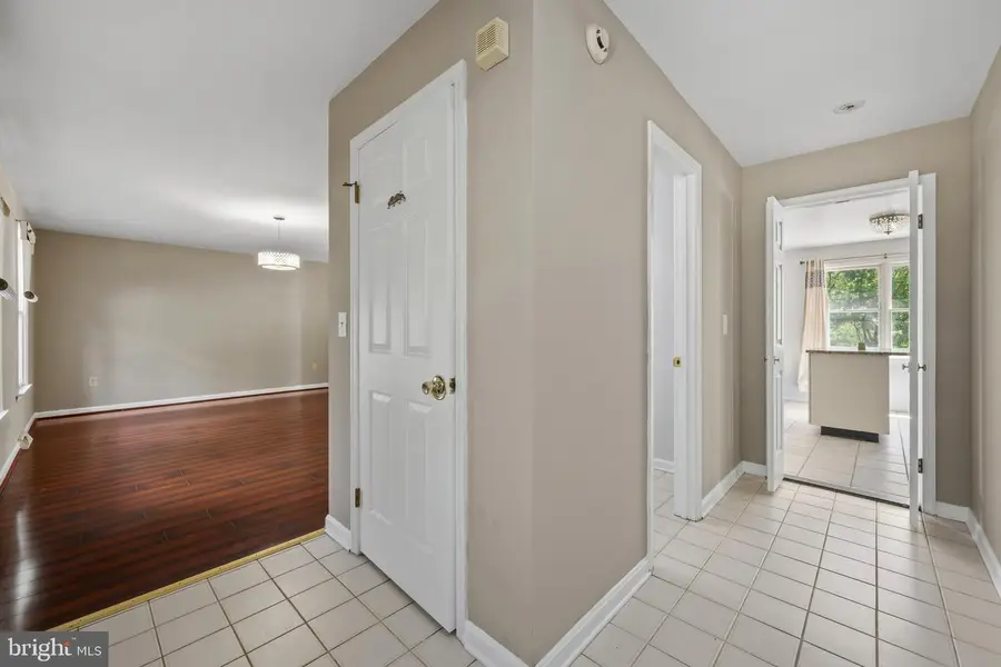 9306 Mist Haven Ct, Ellicott City, MD 21042 - #3