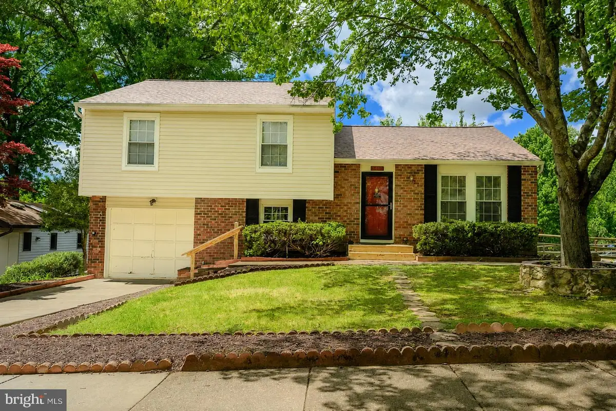 5450 Bluecoat Ln, Columbia, MD 21045 - #1