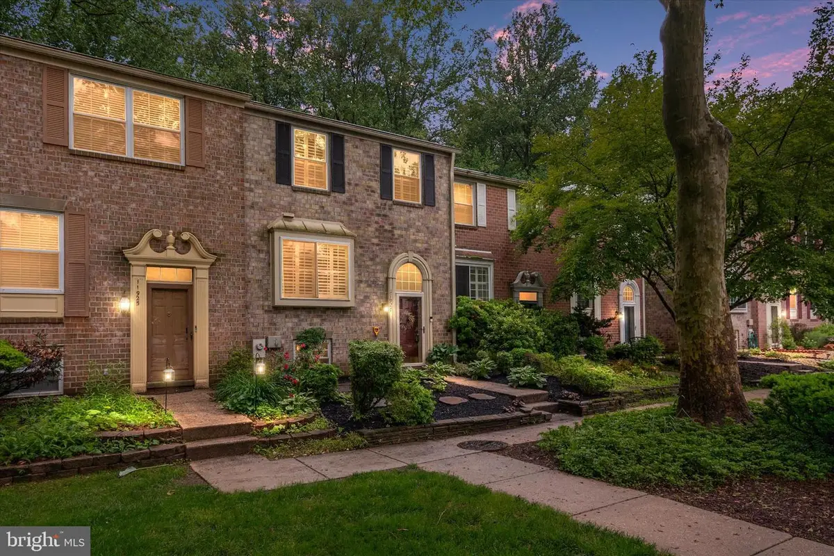 11927 New Country Ln, Columbia, MD 21044 - #1