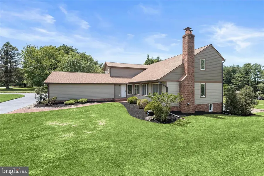 13356 Triadelphia Rd, Ellicott City, MD 21042 - #2