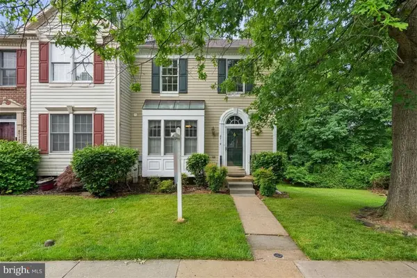 8710 Birkenhead Ct, LAUREL, MD 20723