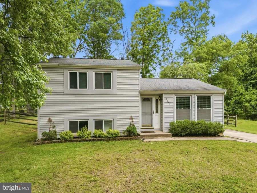 9449 Farewell Rd, Columbia, MD 21045 - #3