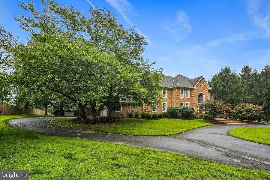 4255 Buckskin Lake Dr, Ellicott City, MD 21042 - #2