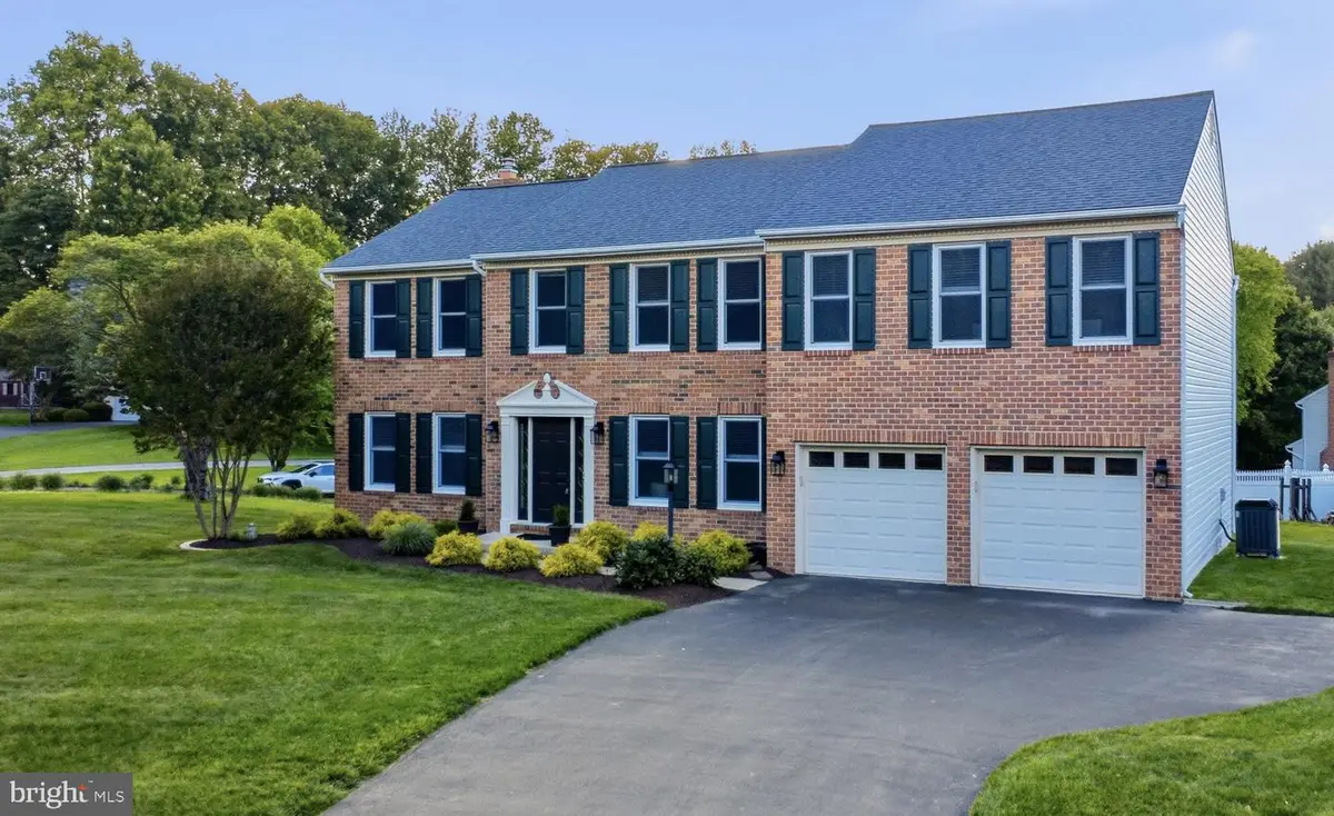 5016 Brampton Pkwy, Ellicott City, MD 21043 - #1